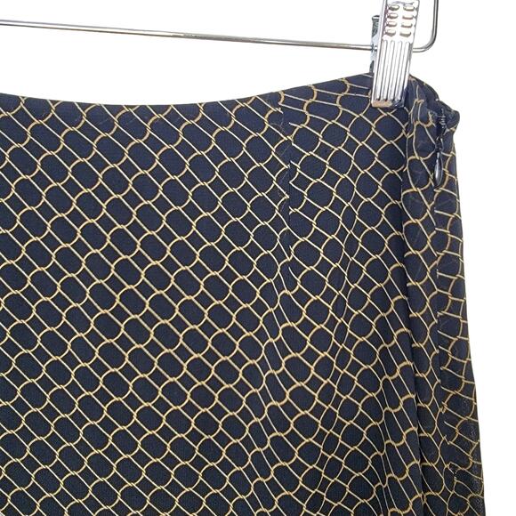 4/$25 -Harold's A-line 100% Rayon Chiffon Black Gold Fit & Flare Skirt Size M - Picture 2 of 8